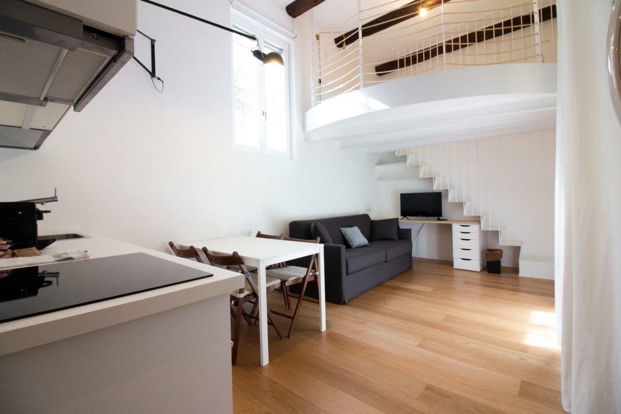 Sant'Andrea Cozy Apartment Милано Екстериор снимка